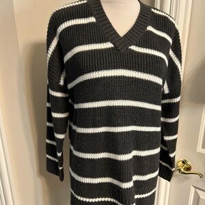 Women’s Grey and White V-Neck Sweater